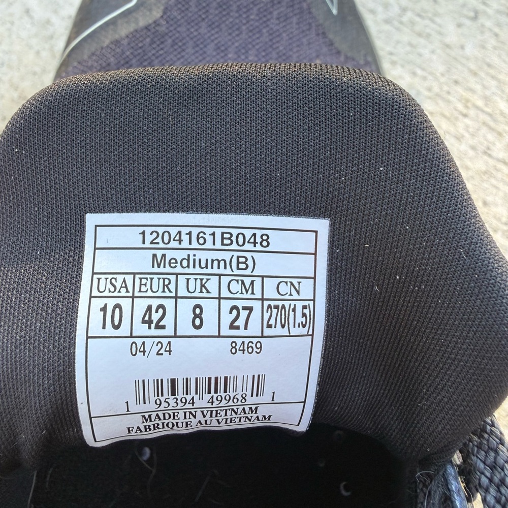 Brooks Cascadia 16 Black and Purple Trail Shoes - Picture 5 of 6
